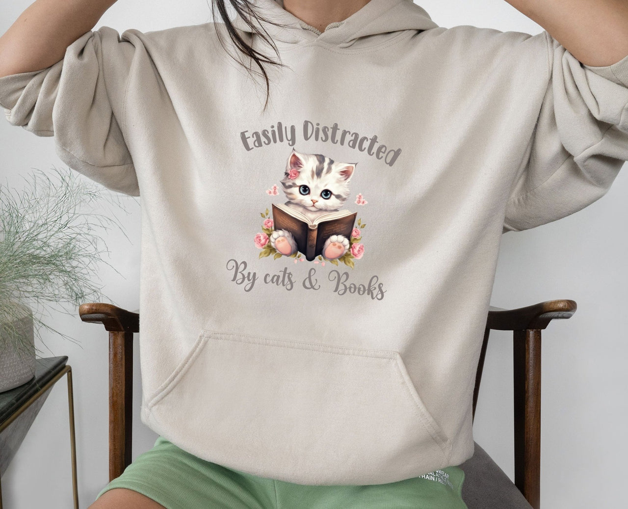 Cat and Books Hoodie - lismoreboutique - Hoodie - Book_Lovers_Hoodie