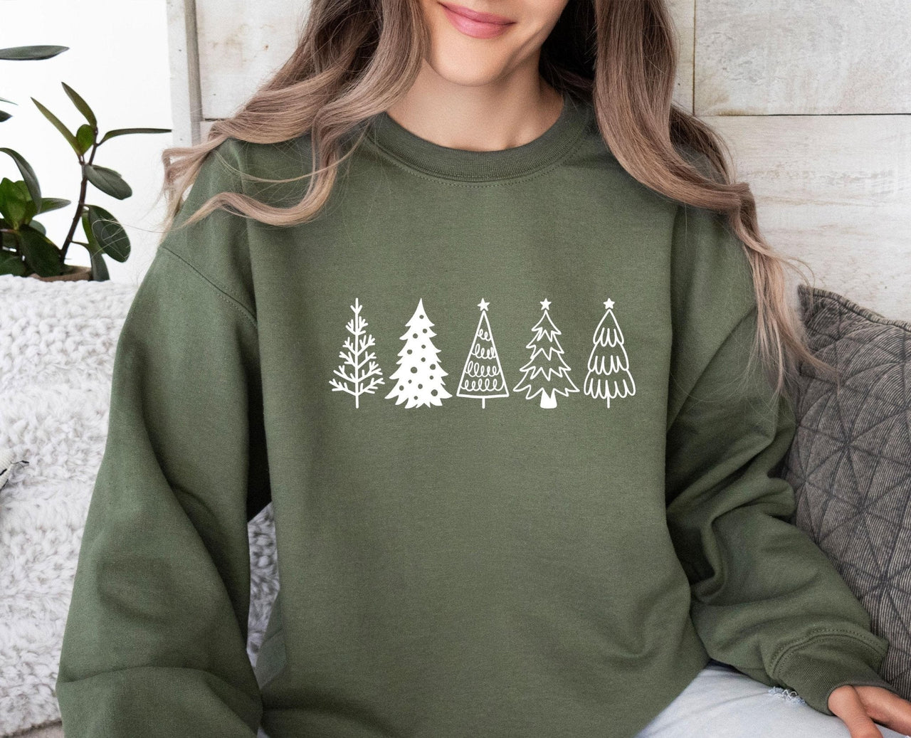 Christmas Tree SWeatshirt - Lismore Boutique - Sweatshirt - Christmas_Gifts