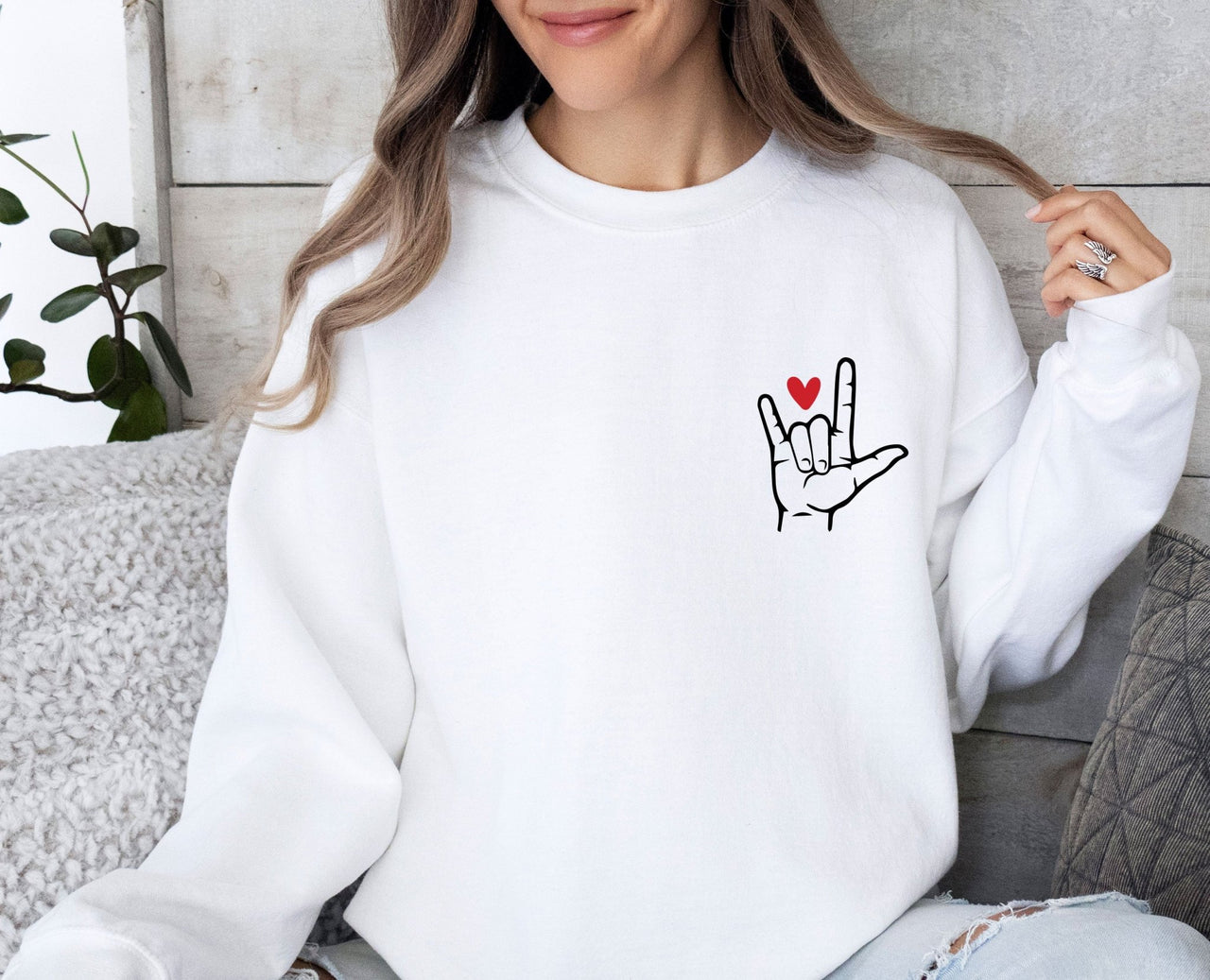 Love Sweatshirt - lismoreboutique - Sweatshirt - cute_valentine_top