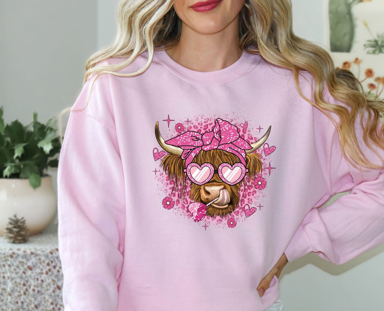 Highland Cow Sweatshirt - lismoreboutique - Sweatshirt - Cow_Sweatshirt