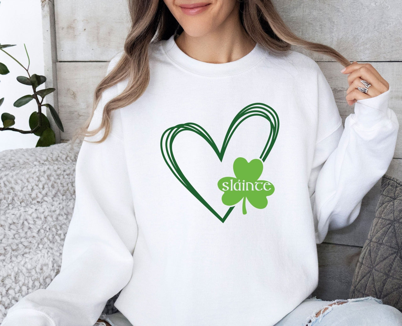 Slainte Sweatshirt - lismoreboutique - Sweatshirt - Clover_Crewneck