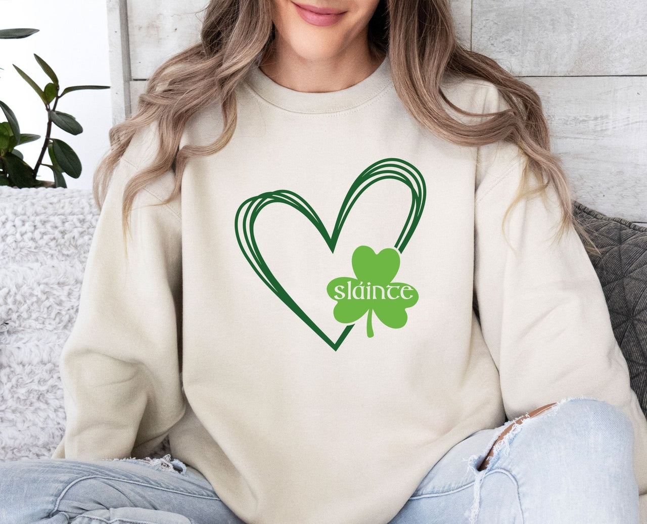 Slainte Sweatshirt - lismoreboutique - Sweatshirt - Clover_Crewneck