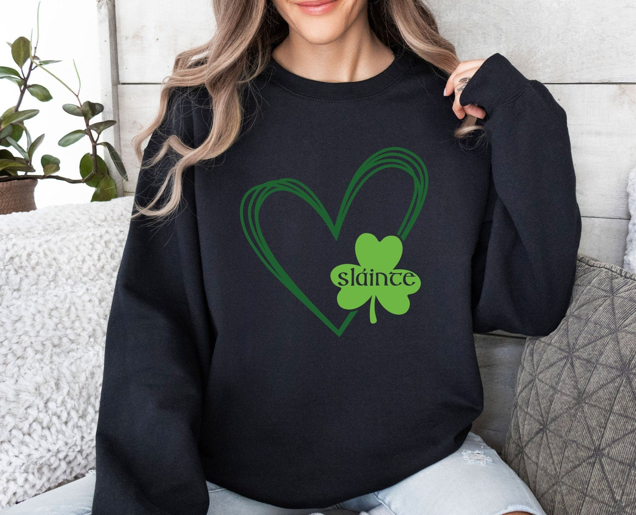 Slainte Sweatshirt - lismoreboutique - Sweatshirt - Clover_Crewneck