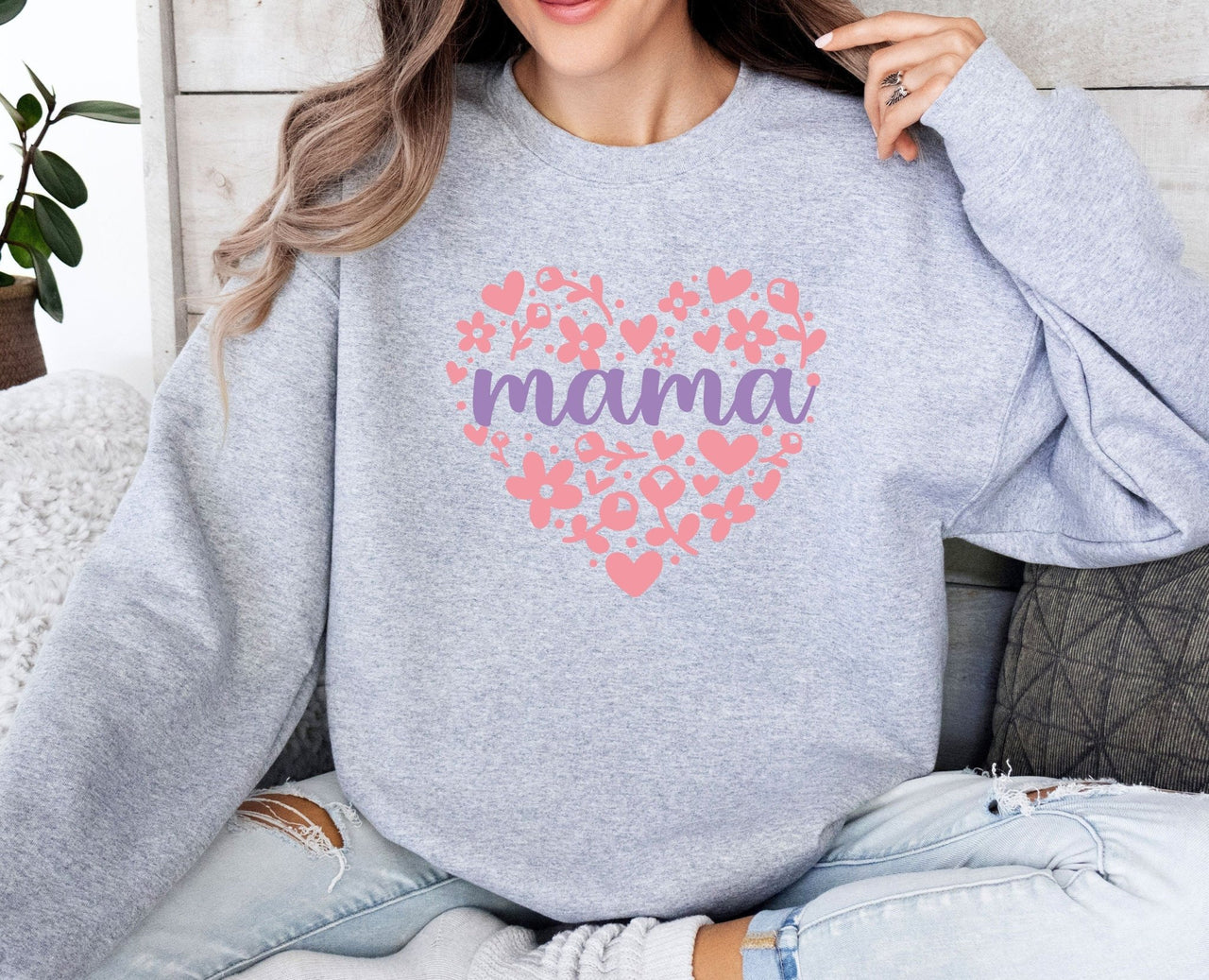 Floral Mama Sweatshirt - lismoreboutique - Sweatshirt - Cute_Mama_Crewneck