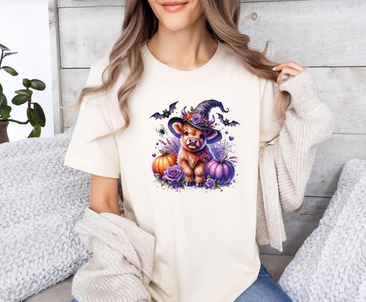 Funny Witch Shirt - lismoreboutique - Unisex T-Shirt - Cow_Halloween