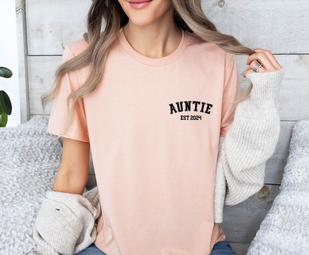 Auntie TShirt - lismoreboutique - Unisex T-Shirt - Aunt_Announcement