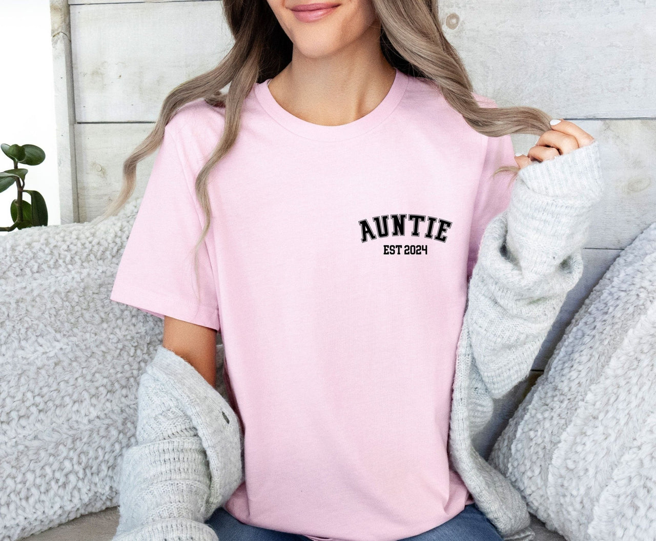 Auntie TShirt - lismoreboutique - Unisex T-Shirt - Aunt_Announcement