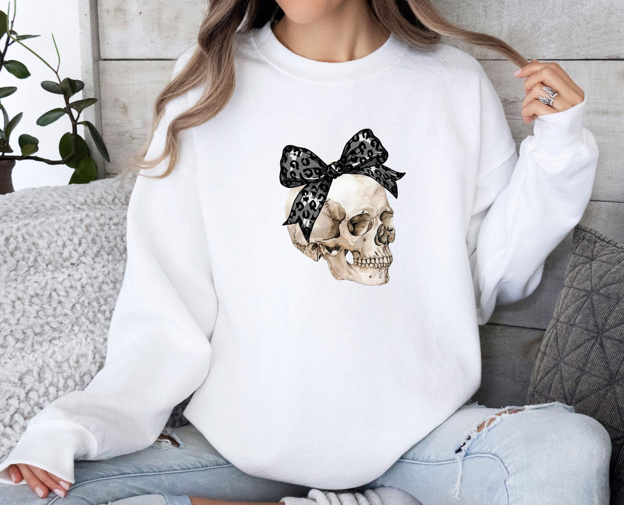 Skull Sweatshirt - lismoreboutique - Sweatshirt - Black_Bow_Skull