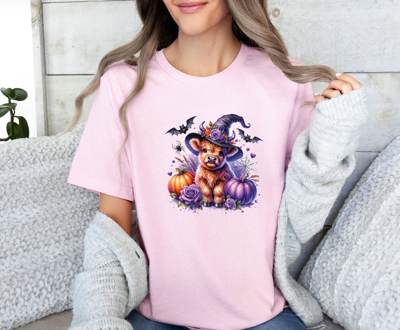 Funny Witch Shirt - lismoreboutique - Unisex T-Shirt - Cow_Halloween