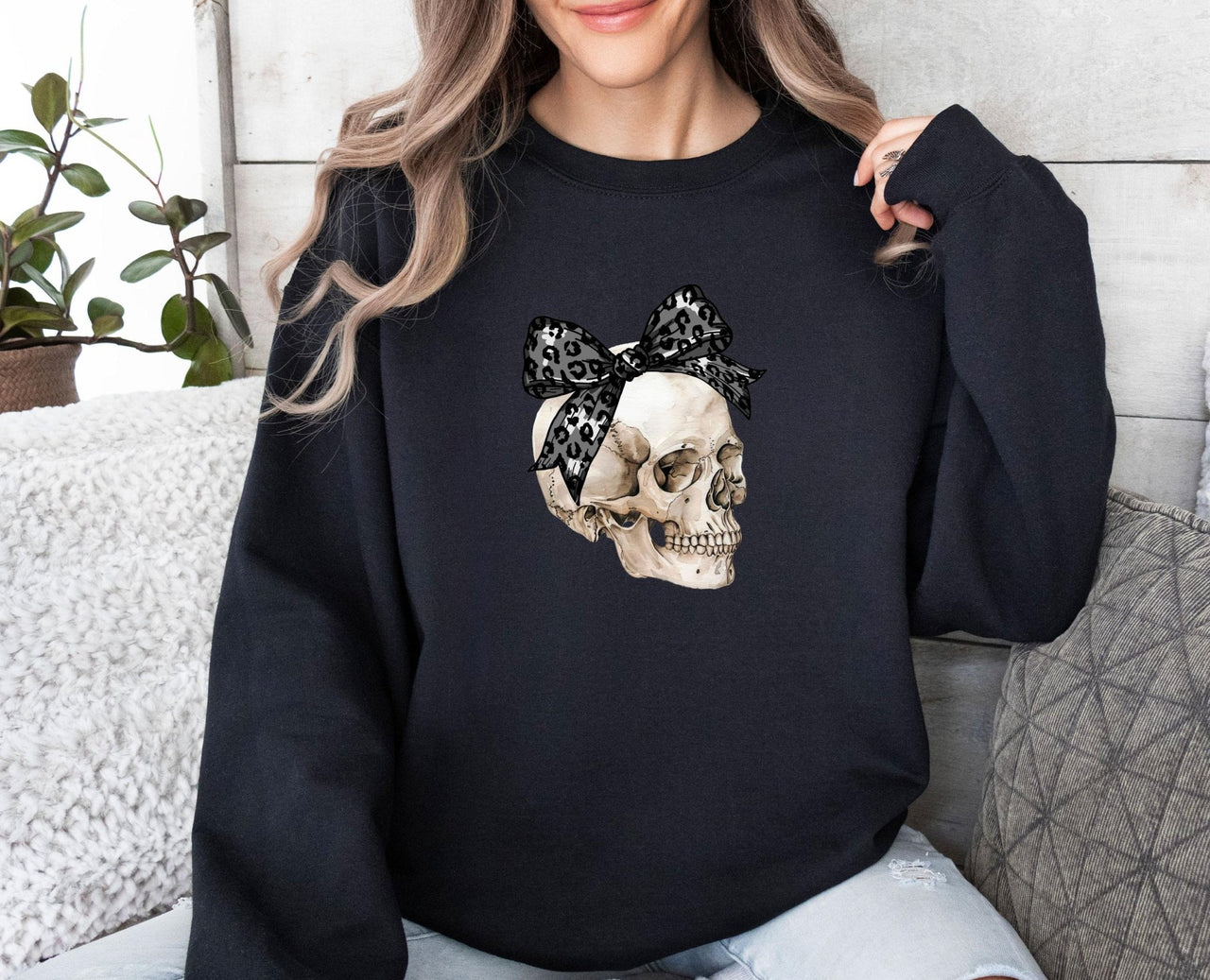 Skull Sweatshirt - lismoreboutique - Sweatshirt - Black_Bow_Skull