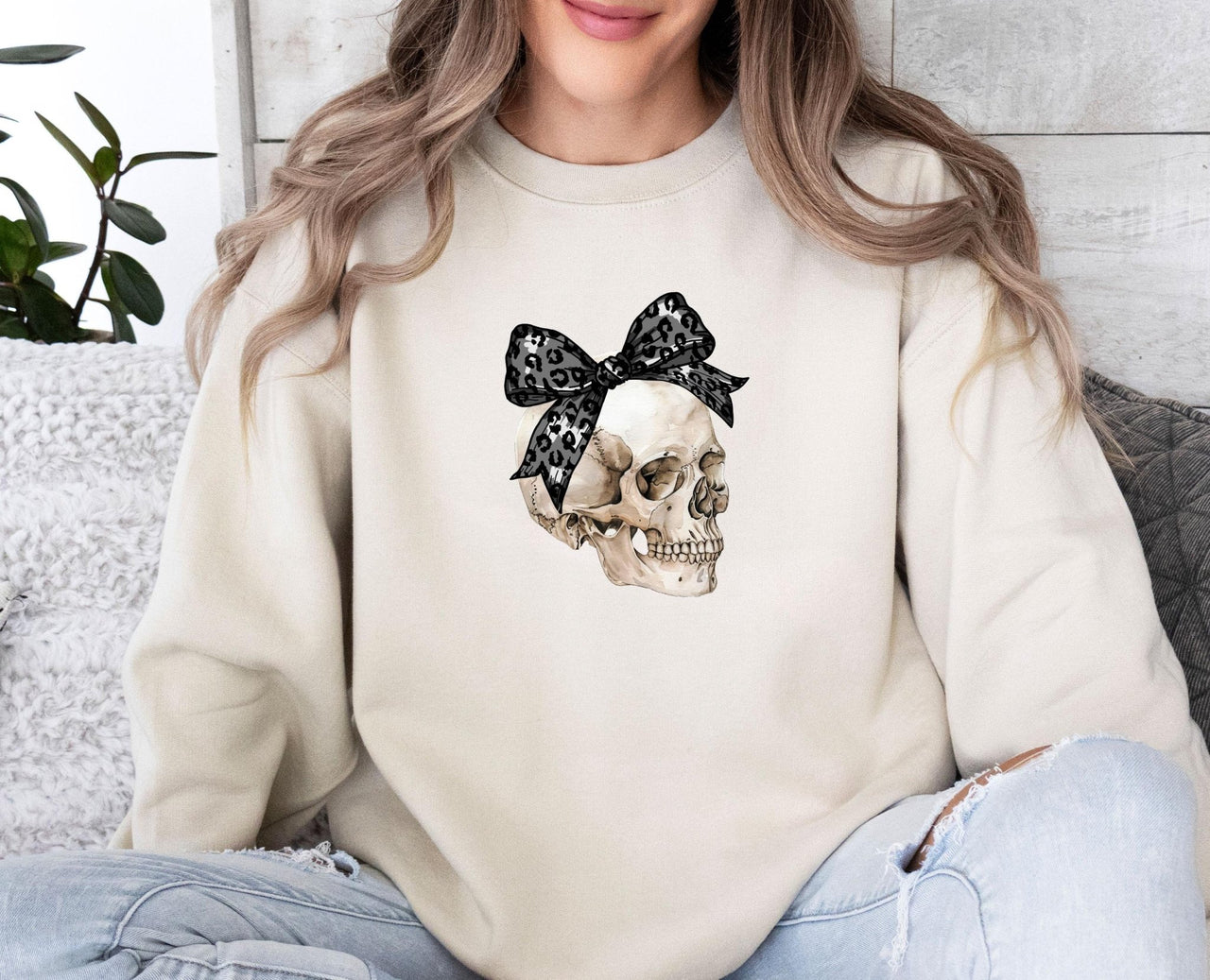 Skull Sweatshirt - lismoreboutique - Sweatshirt - Black_Bow_Skull