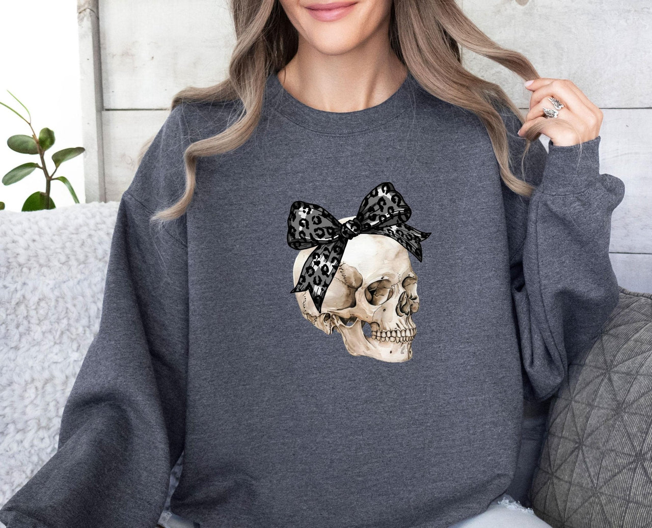 Skull Sweatshirt - lismoreboutique - Sweatshirt - Black_Bow_Skull